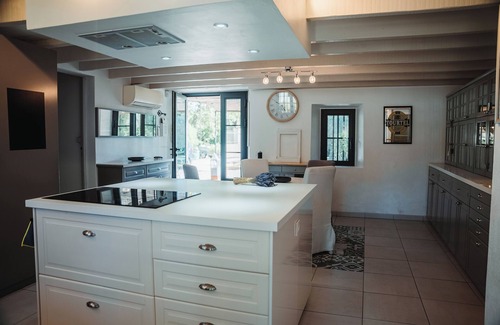 Noves Other | 5 Bedroom Agritourism property in Noves