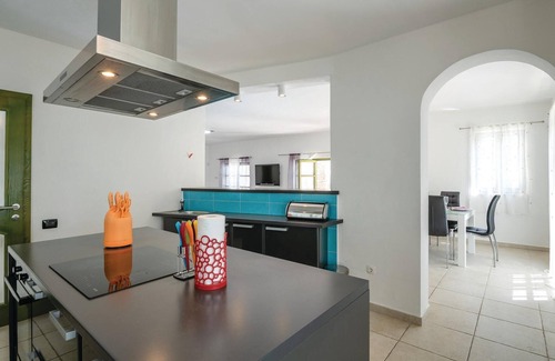 Valtura House | 5 bedroom awesome home in Valtura