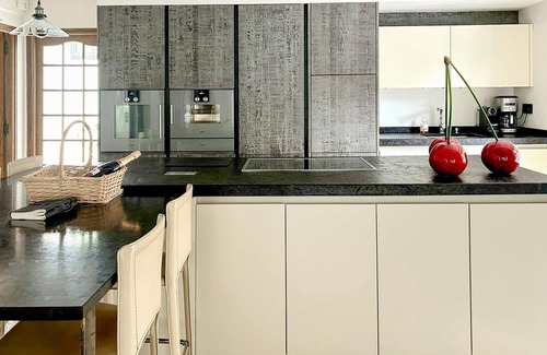 Fauverney House | 5 bedroom beautiful home in Fauverney