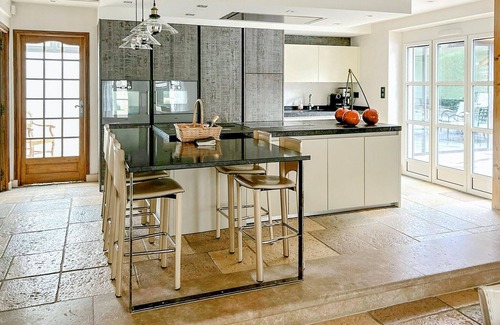 Fauverney House | 5 bedroom beautiful home in Fauverney