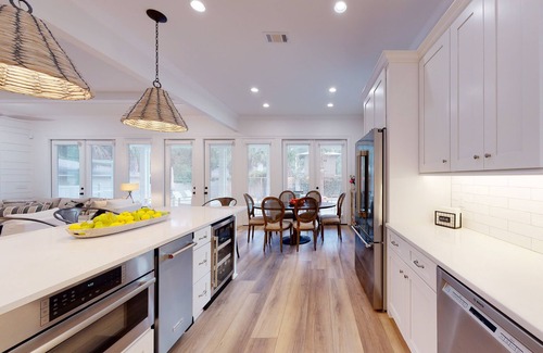 East Beach House | 5 bedroom East Beach house with Pool