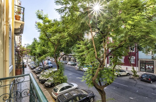 Lisbon Old Town House | 5 Bedroom Family Apartment