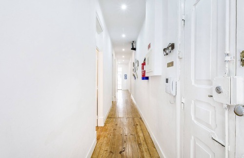 Lisbon Old Town House | 5 Bedroom Family Apartment