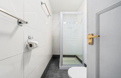 Bunhill House | 5-Bedroom Home in Central London Sleeps 14