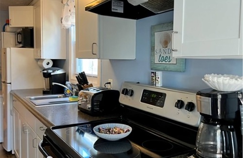 Old Orchard Beach House | 5 Bedroom House Steps to the Beach