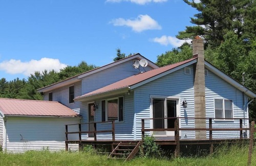 Corinth House | 5 Bedroom house across the road from Lake, Snowmobiling