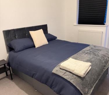 Petts Wood and Knoll Apartment | 5 bedroom house in Pettswood