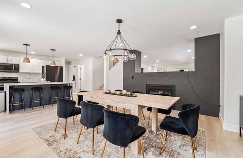 Meridian House | 5 Bedroom house in prime location by the village
