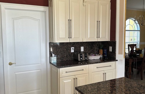 Stoneybrook House | 5 Bedroom House on golf course with pool after big reconstruction!