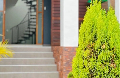 Lakemba House | 5 Bedroom mansion in Lakemba 5 Large Bedrooms
