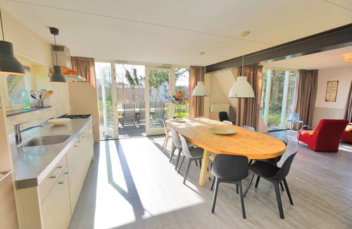 Callantsoog House | 5 bedroom private vacation home in callantsoog