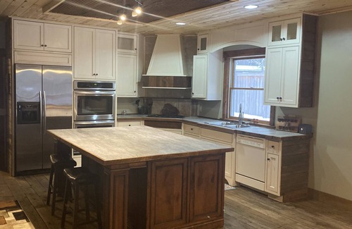 Pequot Lakes House | 5 bedroom VERY SPACIOUS rustic lake home