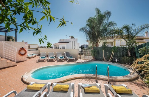 Correeira Villa | 5 Bedroom Villa Albufeira Center + Private Pool (on request) + Free WIFI