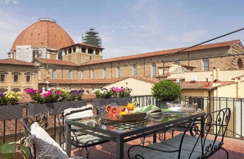 Duomo Apartment | 5 Beds With Unparalleled Views. Exceptional Style in Borgo San Lorenzo