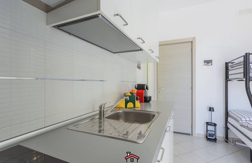 Bitonto Apartment | 5 Bnb delle Nazioni with parking,9min Airport Sea
