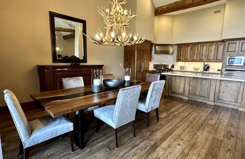 Avon Condo | 5 BR Ski In/Out Horizon Pass Luxury Townhome