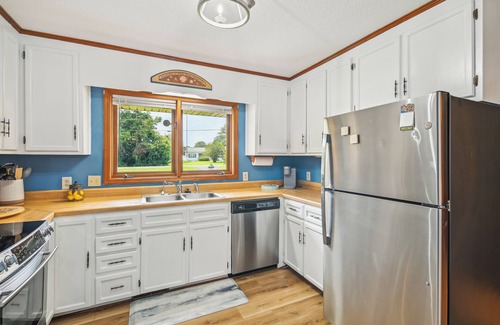 Myrtle Beach House | 5 Mi to Boardwalk: Myrtle Beach Home Near Golfing