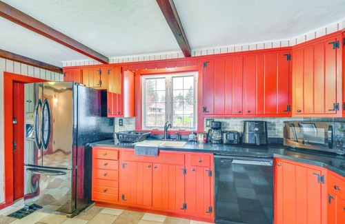 Mexico House | 5 Mi to Lake Ontario: Mexico Home w/Seasonal Pool