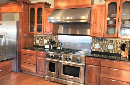 Lake Geneva House | 5 Miles to Downtown Lake Geneva - Secluded Nature Views & Game Room