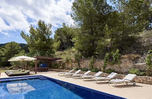 Ibiza Island House | 5 min from the beach! House with private pool for 8 people