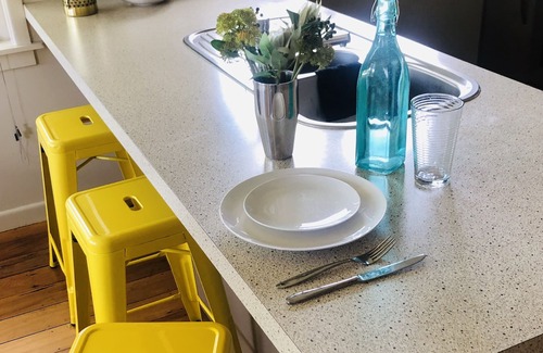 Lynmore House | 5 min to forest, comfy house with great amenities