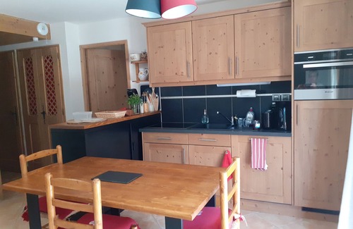 Cohennoz Apartment | 5 min. walk to Les Saisies cable car, apartment. Cosy one-bedroom apartment at the Cernix