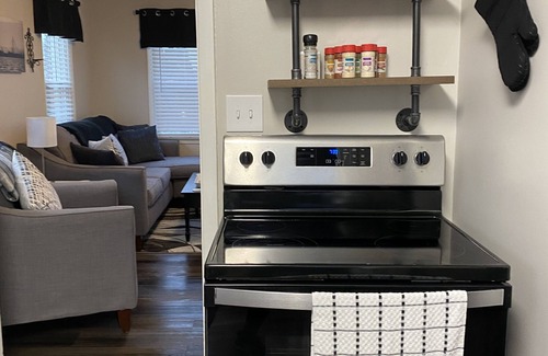 Sandusky House | 5 mins to Cedar Point & Sports Force