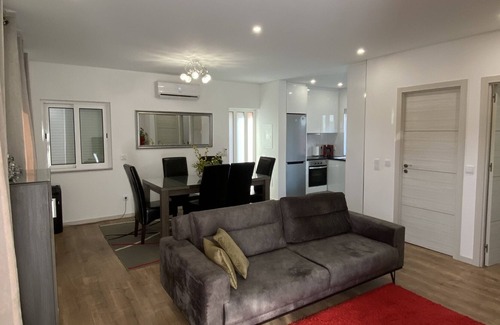 Gondomar House | 5 MINUTES FROM THE HEART OF PORTO.