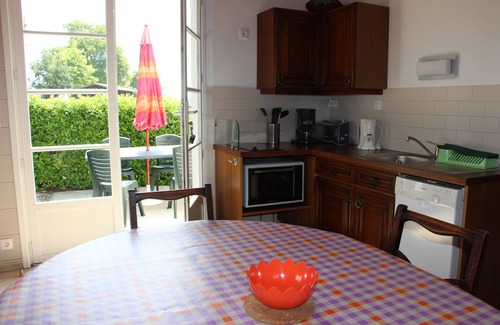 Breuillet House | 5 minutes from beaches country house with playground