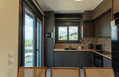 Neapoli Villa | 5 minutes from down town and aegean sea view