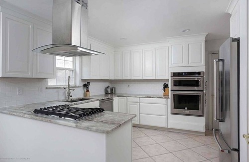 Jackson House | 5 Minutes from Six Flags 1 Hr from Philly and NYC, 25 minutes from the beach!