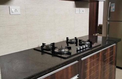 Pallavaram Apartment | 5 Minutes to Airport - Spacious private apartment