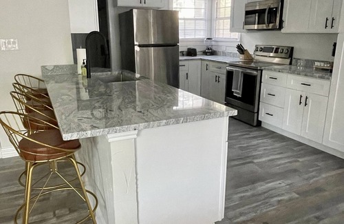 Arlington Heights House | 5 Minutes to Dickies Arena - Modern Renovated 2 Bedroom Home Plus Gameroom!