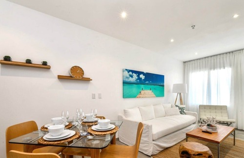 Ponton Apartment | 5 minutes to the Beach, Pool view appartment