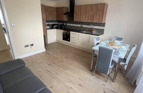 Wembley Central Apartment | 5 minutes walk to Wembley Stadium. Wembley Stunning Modern Apartment