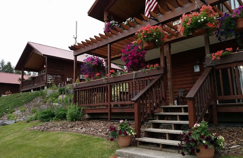 Coram Cabin | #5 - MOOSE CABIN – BEAUTIFUL PRIVATE SETTING, 6 MILES TO GLACIER PARK