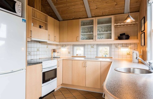 Henne Strand House | 5 person holiday home in Henne