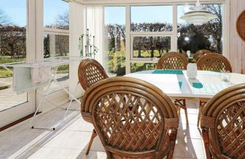 Haslevgarde House | 5 person holiday home in Hadsund