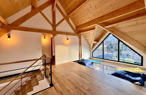 Mont-Dore Ski Chalet | 5-room Chalet, garage, terrace, sleeps 8