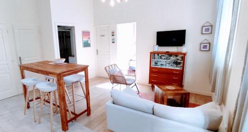 Dieppe Apartment | 5 Spacieux, chaleureux, hyper centre 300m de la mer