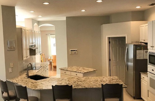 Ridgewood Lakes House | 5 Star 4 Bedroom Pool/Spa -Gated - On Golf Course Near Disney - Free Pool Heat