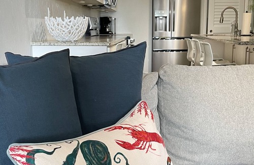 New Smyrna Beach Condo | 5 Star Beachfront Condo 3 BED 2 BATH 1st FLOOR NONDRIVING BEACH