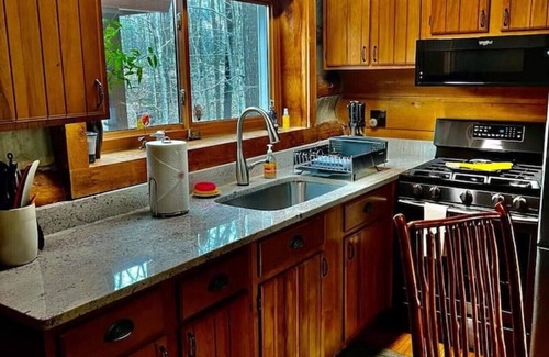 Morgantown Apartment | 5 Star Cabin in Brown County