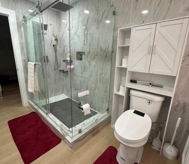 Ely House | 5 Star Cozy modern house all amenities Sleep 6