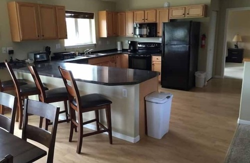Healy House | 5 Star Denali Park Spacious Family Home