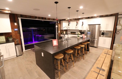 Southwest Anaheim House | 5 Star Ultra Luxury Resort Home W/Water Resort Back Yard - next to Disneyland