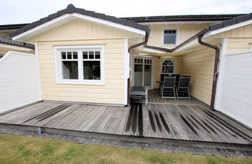 Wyk auf Foehr House | 5-star vacation home with approx. 80 sqm living space on the ground and upper floor