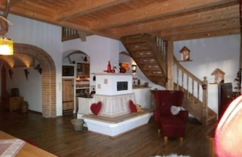 Luft Condo | 5 Sterne Ferienwohnung "franz" mit Traumhafter Aussicht & Pool von Apr-nov