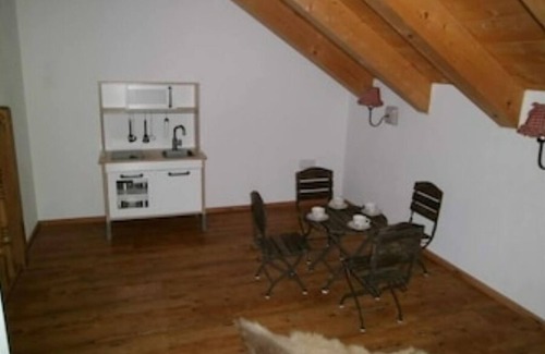 Luft Condo | 5 Sterne Ferienwohnung "franz" mit Traumhafter Aussicht & Pool von Apr-nov