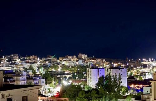 Lavrio Apartment | 5 Sterne HERA City Apartment mit Meerblick